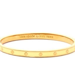 ⚡️Flash Sale⚡️Kate Spade Spot the Spade Hinged Bangle